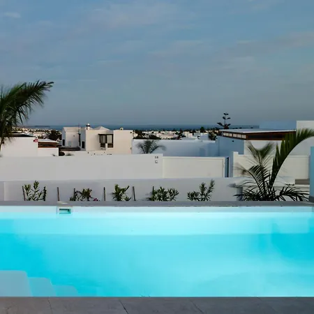 Yaiza - Vipvipvillas * 普拉亚布兰卡